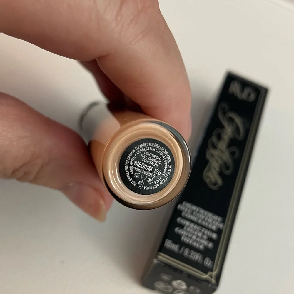 KVD Goodapple concealer